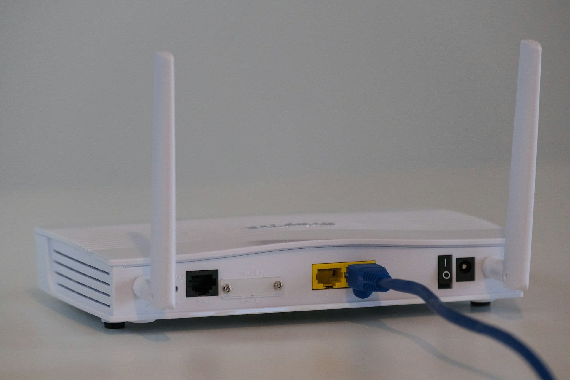 Wi-Fi Lento? Veja as Causas Mais Comuns Antes de Trocar o Roteador